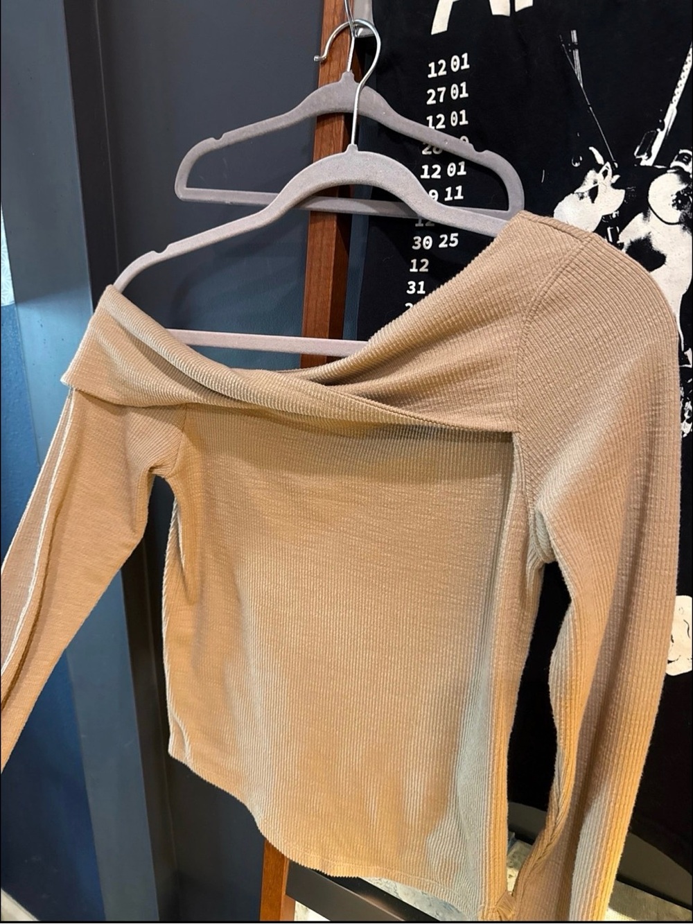 Free people asymmetrical Off-Shoulder Ribbed Sweater - Beige